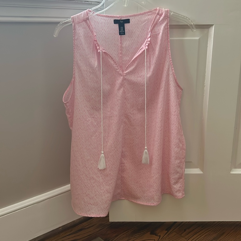 Gap tank top